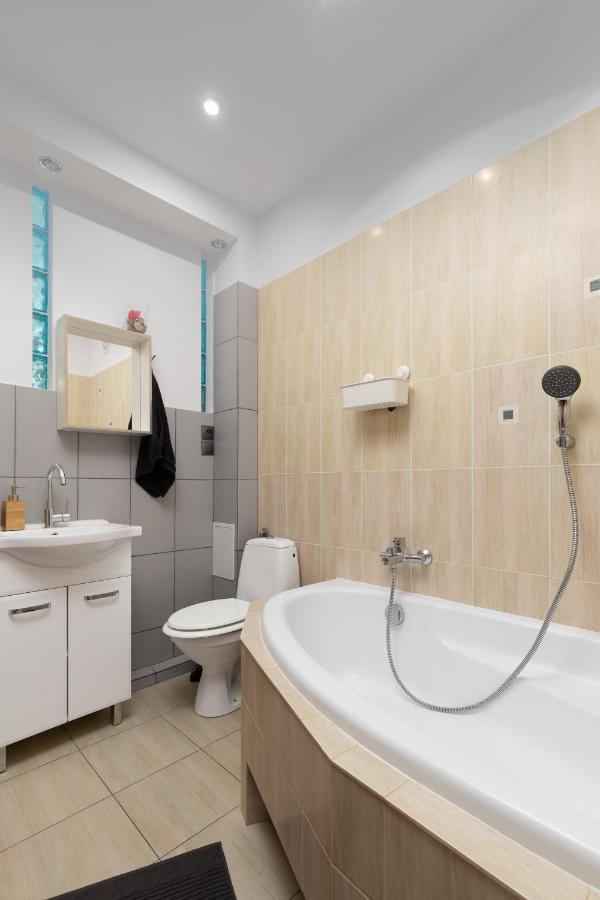 Nowolipki Cozy Studio Varsó Kültér fotó
